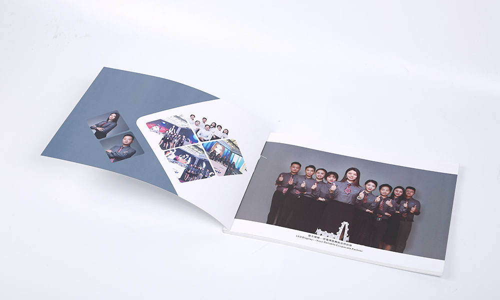 平面畫冊設(shè)計需要多大？