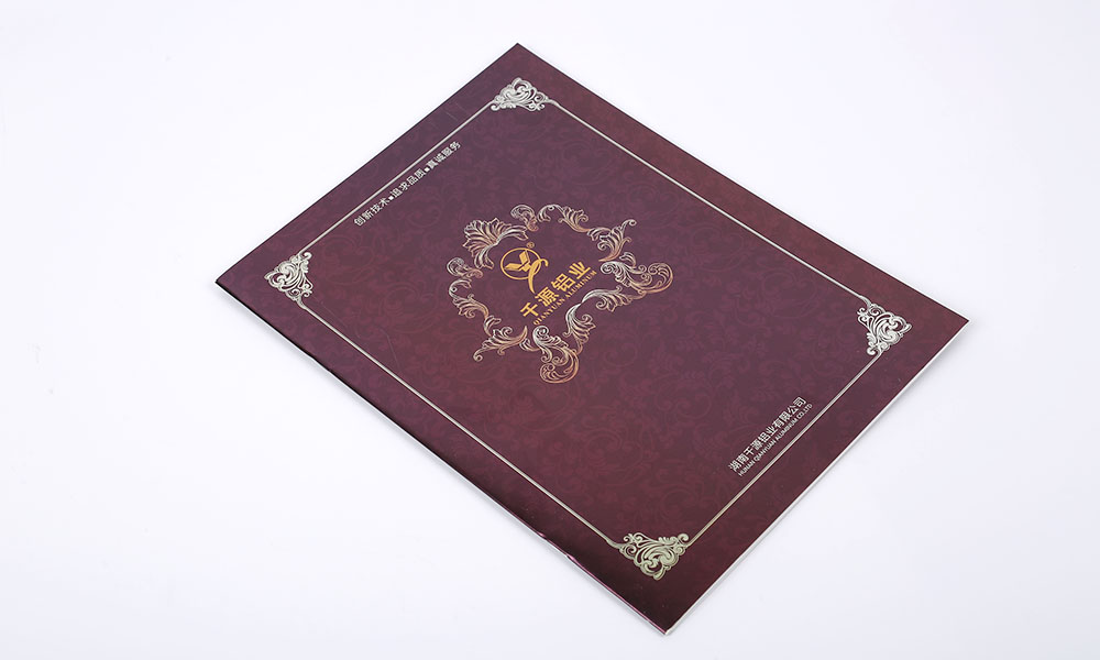 平面畫(huà)冊(cè)字體多大尺寸？