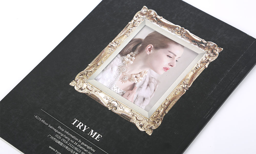 做一份畫冊字體大概是多大？